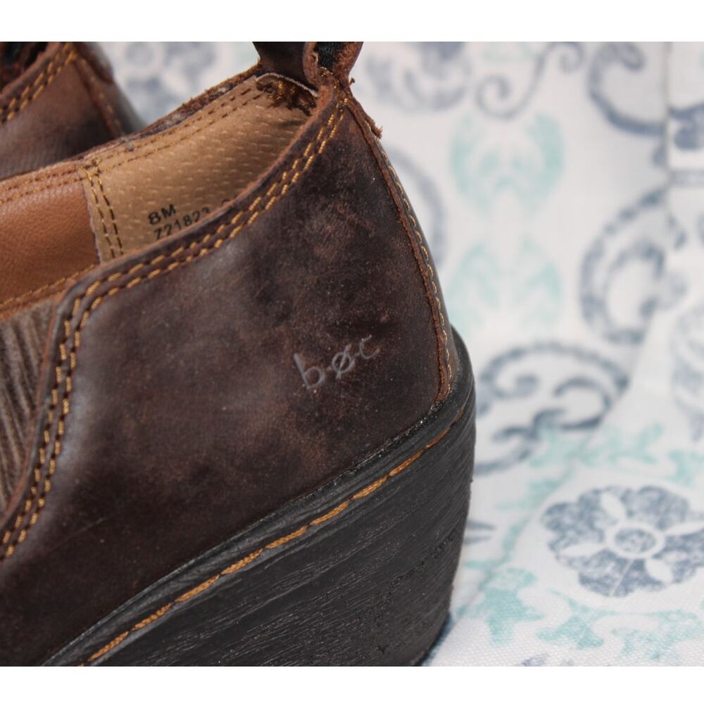 BOC Born‎ Stefana Brown Leather Wedge Clog Booties Low Cut Pull On Size 8M - Picture 2 of 8